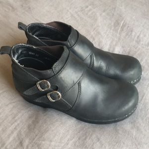 Dansko ankle boots 42